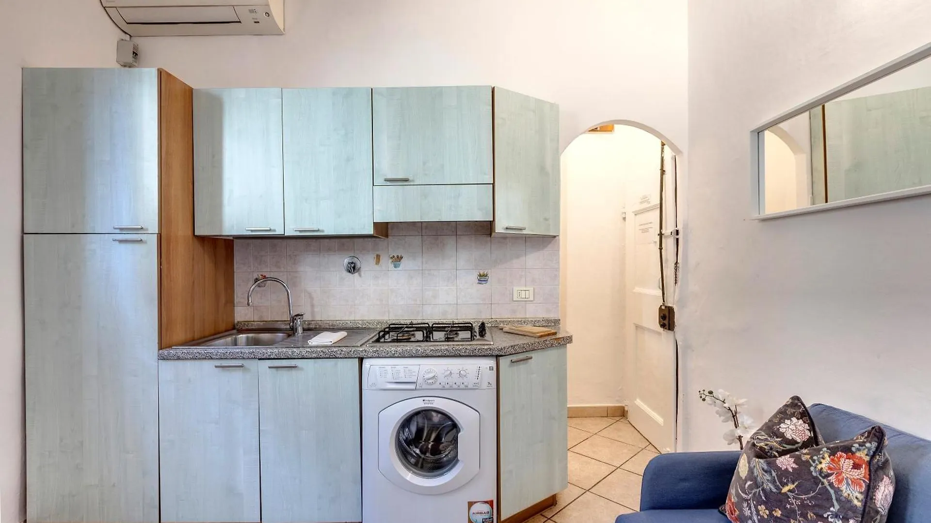 Sapiti 2 P Apartment Florence 0*,  Italy